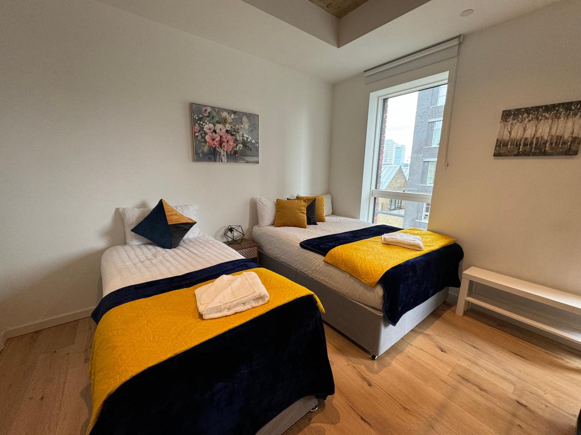 London Luxury Flat With Balcony, River View, O2 Arena, Excel, Canary Wharf, Station Apartment Ngoại thất bức ảnh