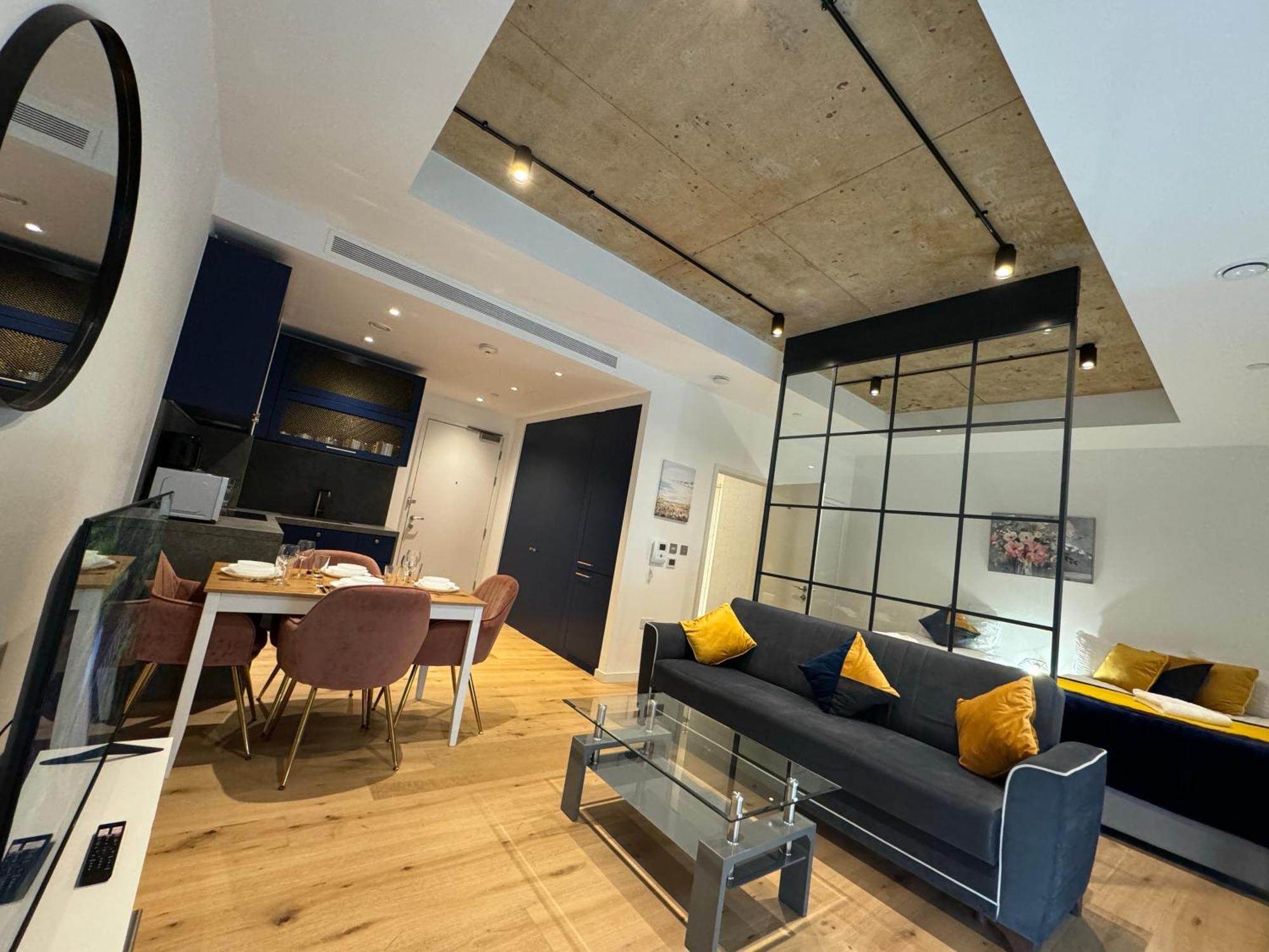 London Luxury Flat With Balcony, River View, O2 Arena, Excel, Canary Wharf, Station Apartment Ngoại thất bức ảnh