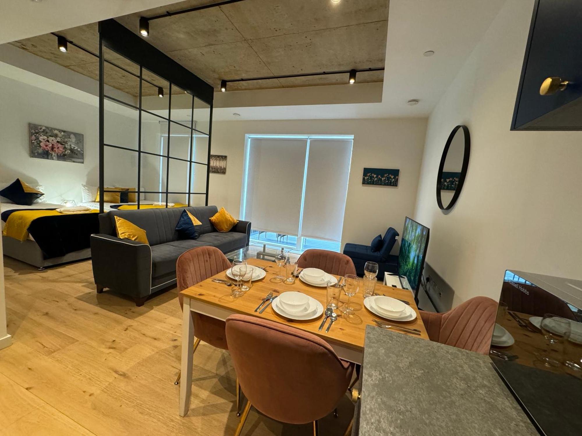 London Luxury Flat With Balcony, River View, O2 Arena, Excel, Canary Wharf, Station Apartment Ngoại thất bức ảnh